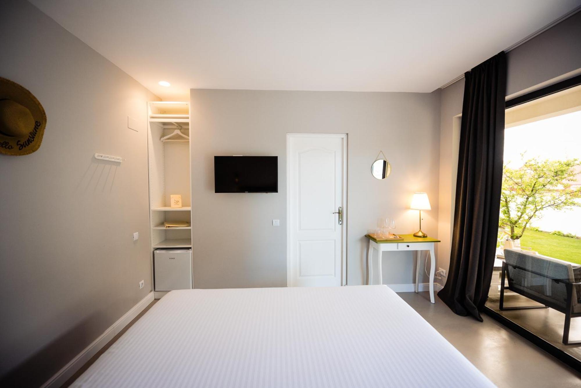 Hotel Nb Boutique Tuzla Esterno foto